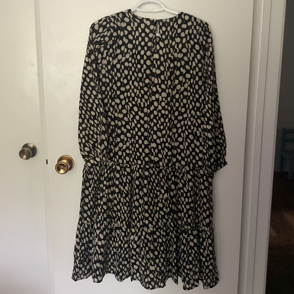 Women's Chiffon Dress, Size M - Picture 2 of 3